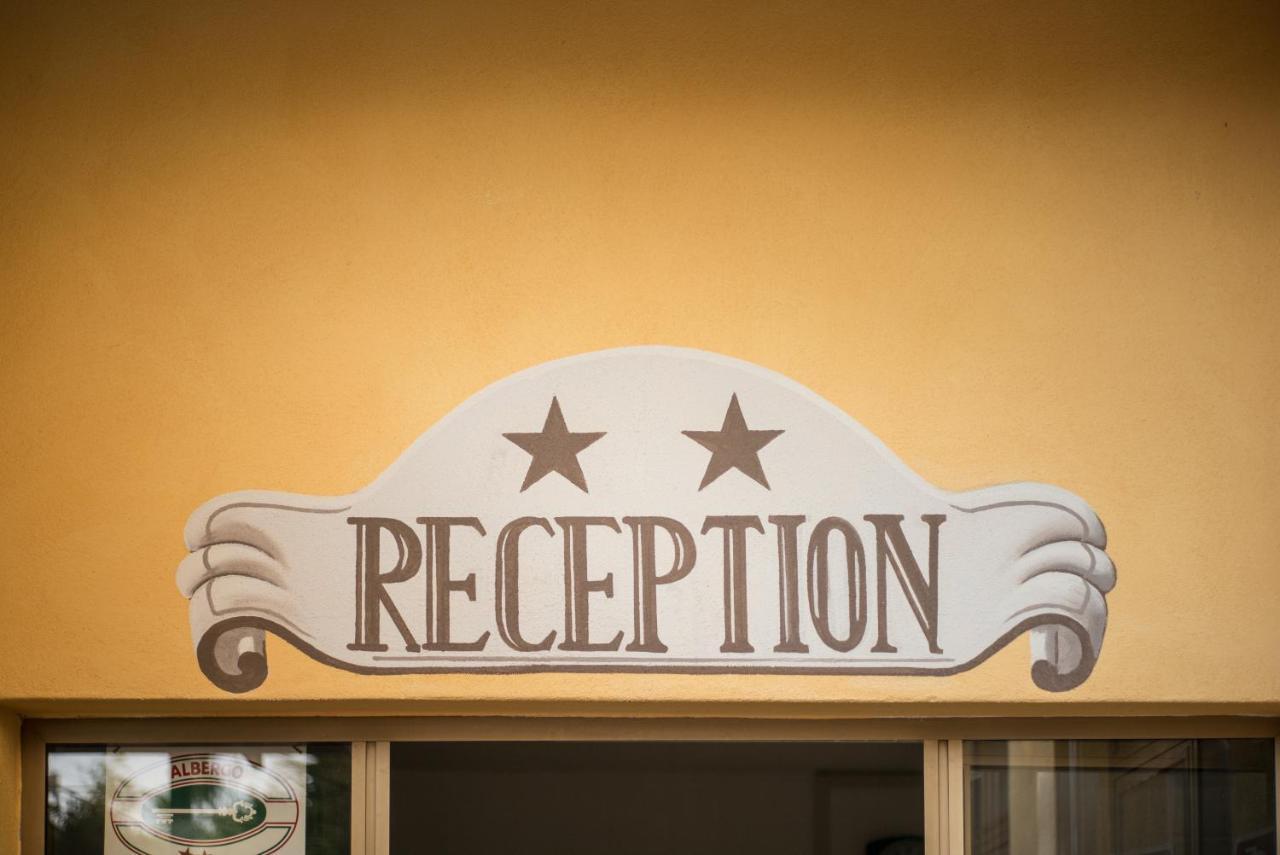 Hotel Cynthia Finale Ligure Εξωτερικό φωτογραφία